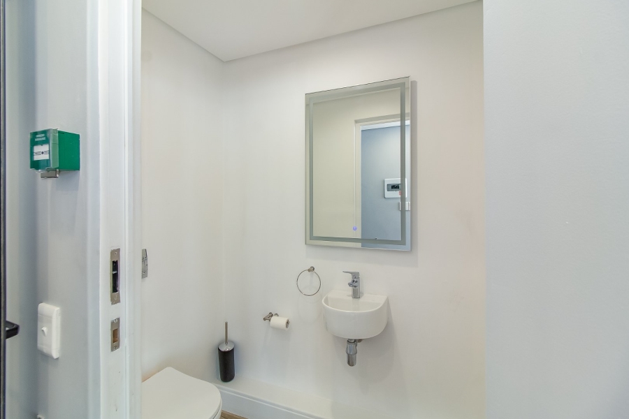 2 Bedroom Property for Sale in Woodstock Western Cape